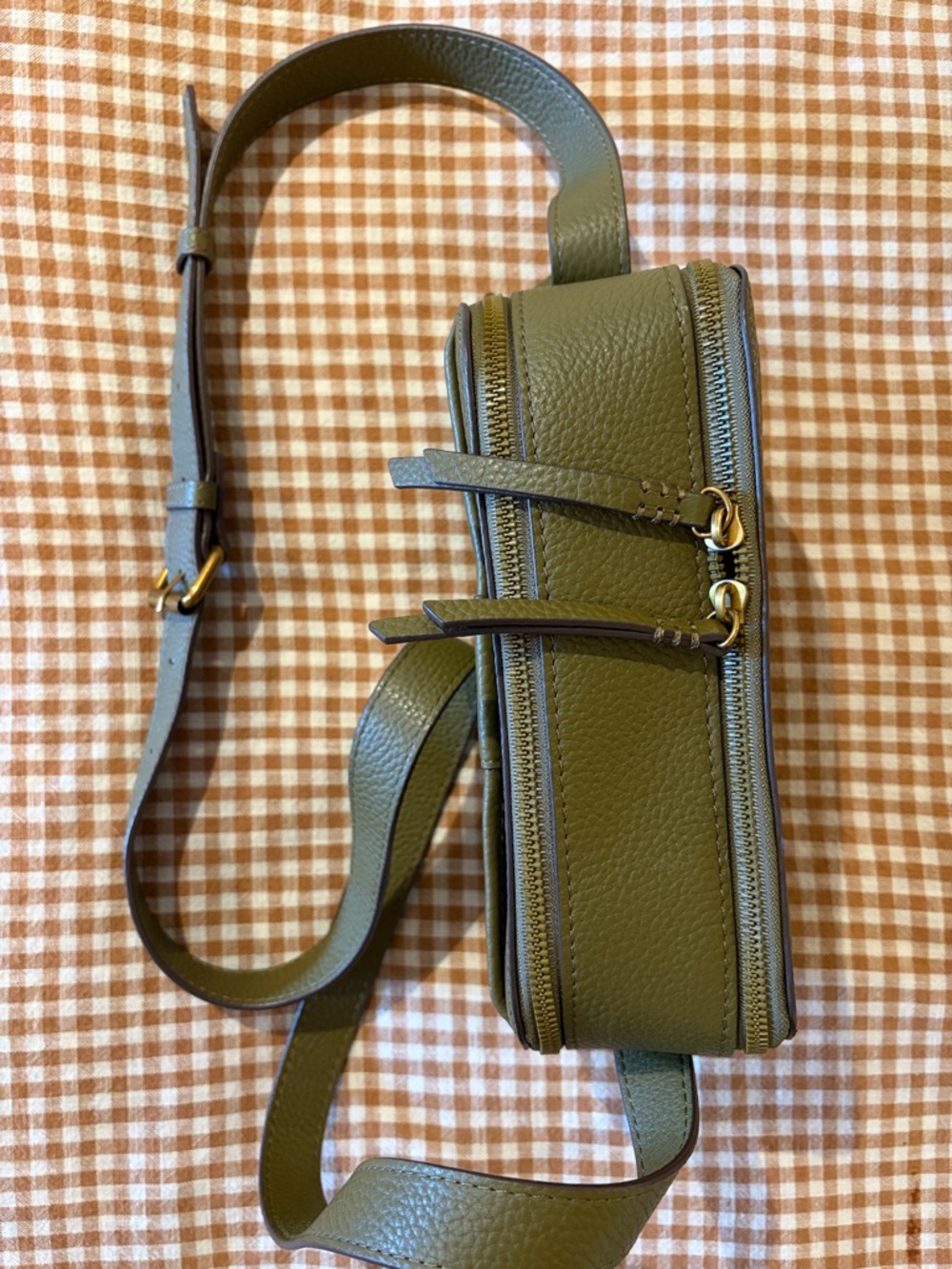 American Leather Co Nashville Leather Double Zip Crossbody Camera Bag Sage Green - Picture 5 of 11